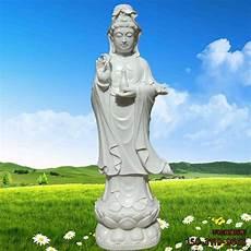 观音菩萨佛像适合摆放在酒柜上面